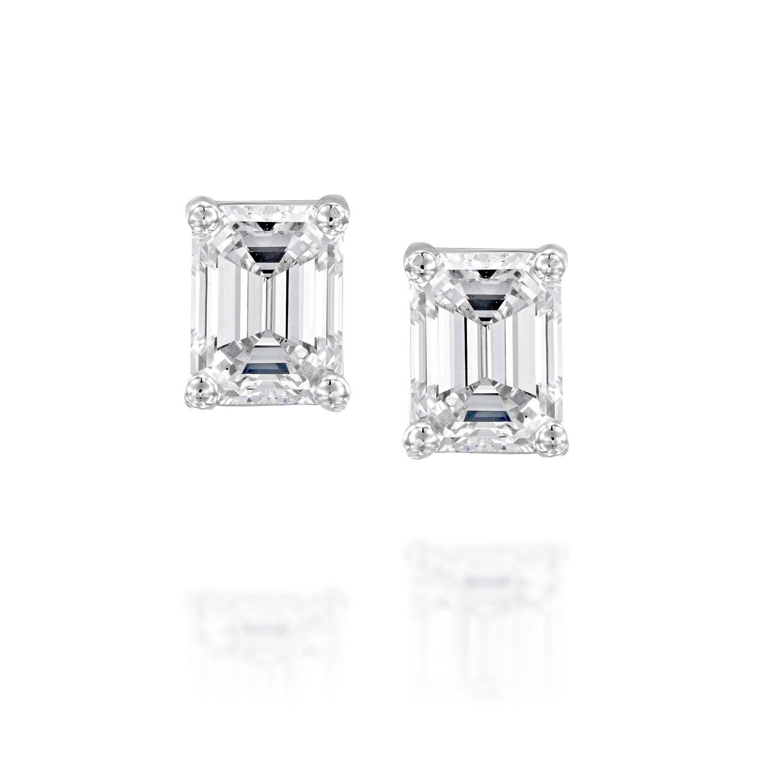 עגילי יהלומי מעבדה בצורת אמרלדים זהב לבן