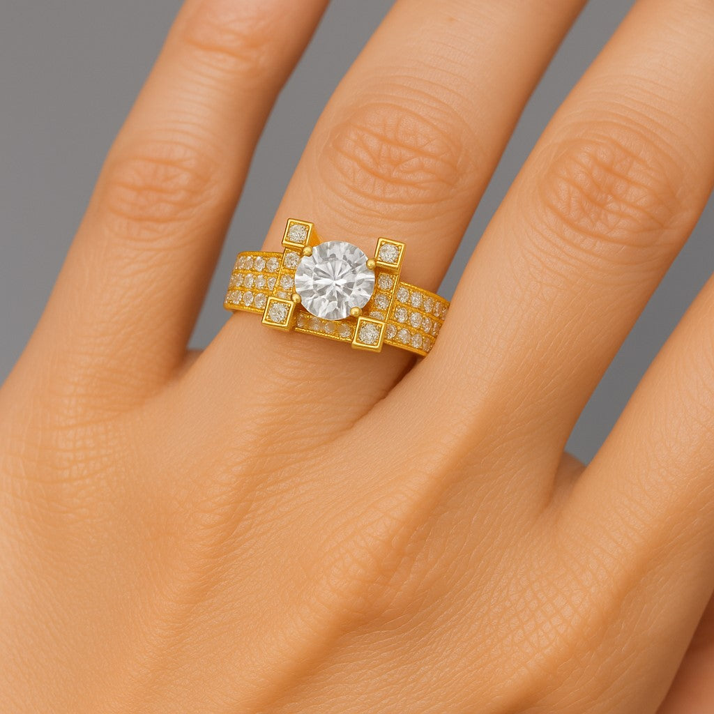 טבעת אירוסין דיאז מזהב צהוב עם יהלום מעבדה ושיבוץ יוקרתי מרשים