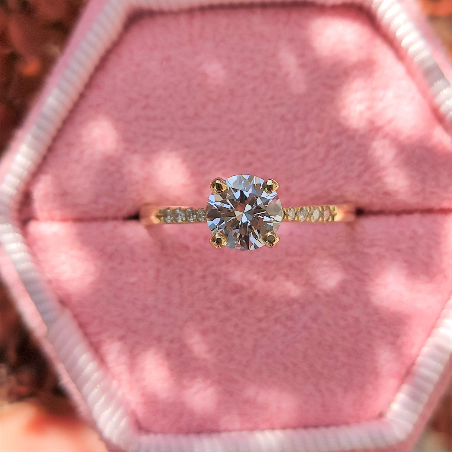 טבעת אירוסין "אנדריאה" זהב צהוב