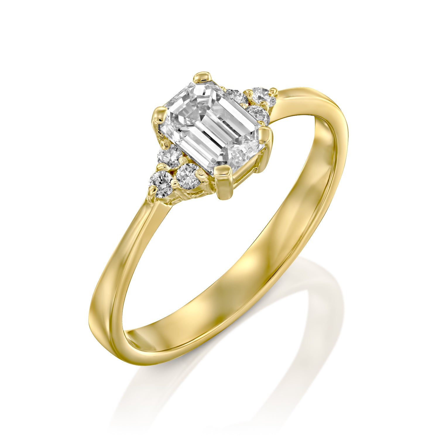 טבעת יהלום מעבדה "נאדין" לאירוסין עם אמרלד מזהב צהוב