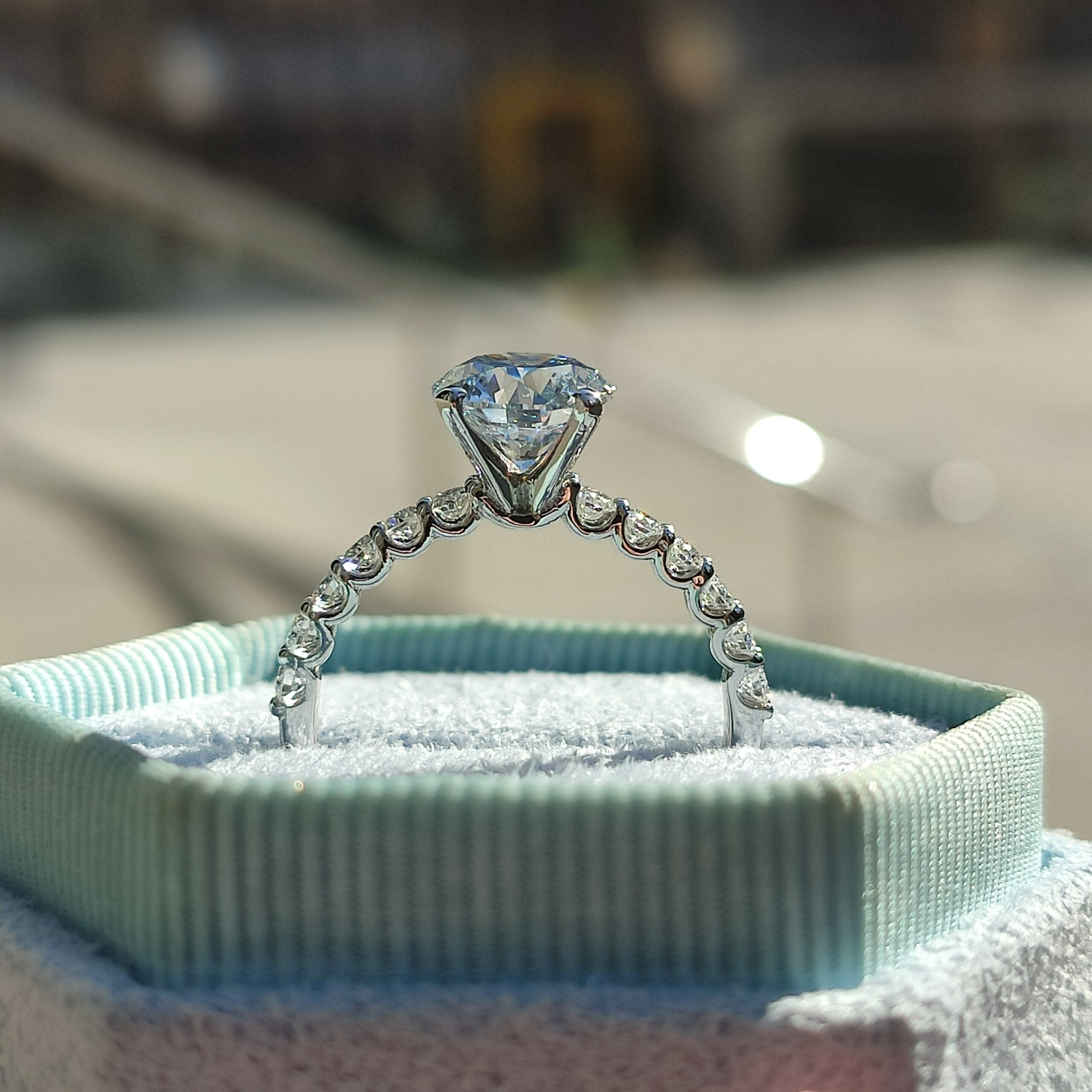 טבעת יהלומי מעבדה "ליז" זהב לבן