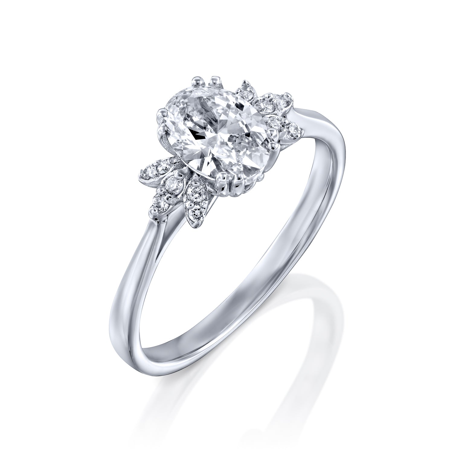 טבעת אירוסין מיוחדת מזהב לבן שרי המשובצת יהלום אובל בעיצוב מרשים