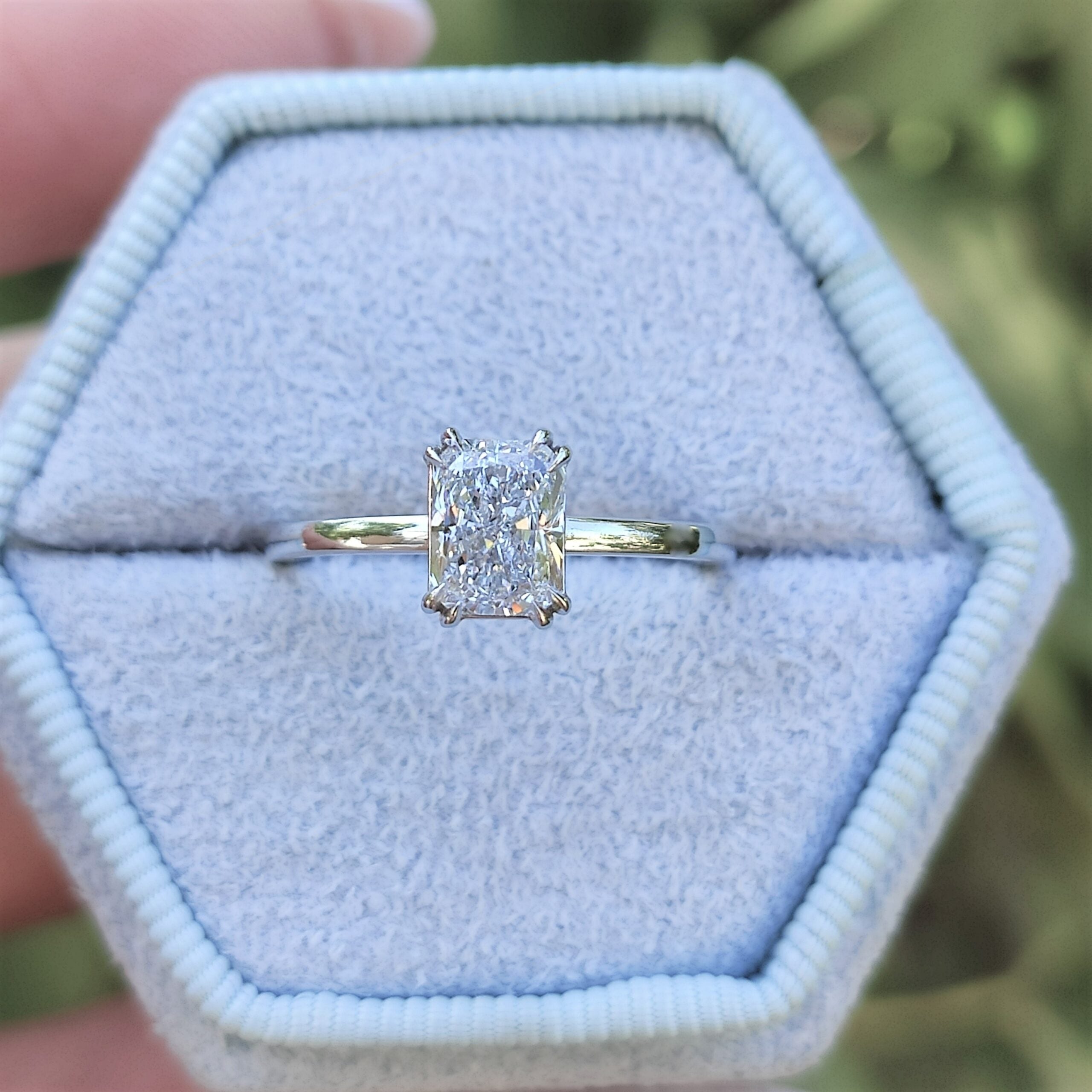 טבעת אירוסין "רדיאנט" זהב צהוב