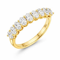 טבעת אובלים 9 אבנים מעבדה מזהב צהוב בעיצוב שורה יוקרתי עם ברק עשיר