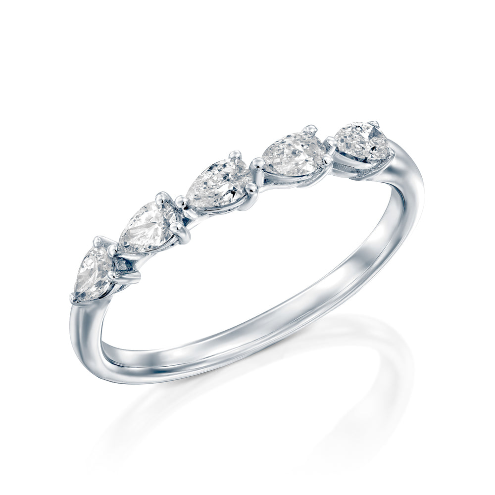 טבעת שורה מזהב לבן 5 יהלומי מעבדה מושלמים בצורת טיפה