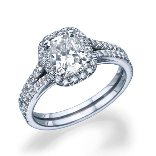 טבעת אירוסין פרנצסקה קושיין יהלום מעבדה בזהב לבן