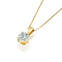 שרשרת סוליטר יהלום 5 קראט בודד המחוזק ב-4 שיניים למראה מרובע יותר