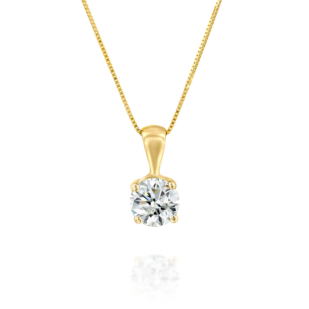 שרשרת סוליטר יהלום 5 קראט בודד המחוזק ב-4 שיניים למראה מרובע יותר