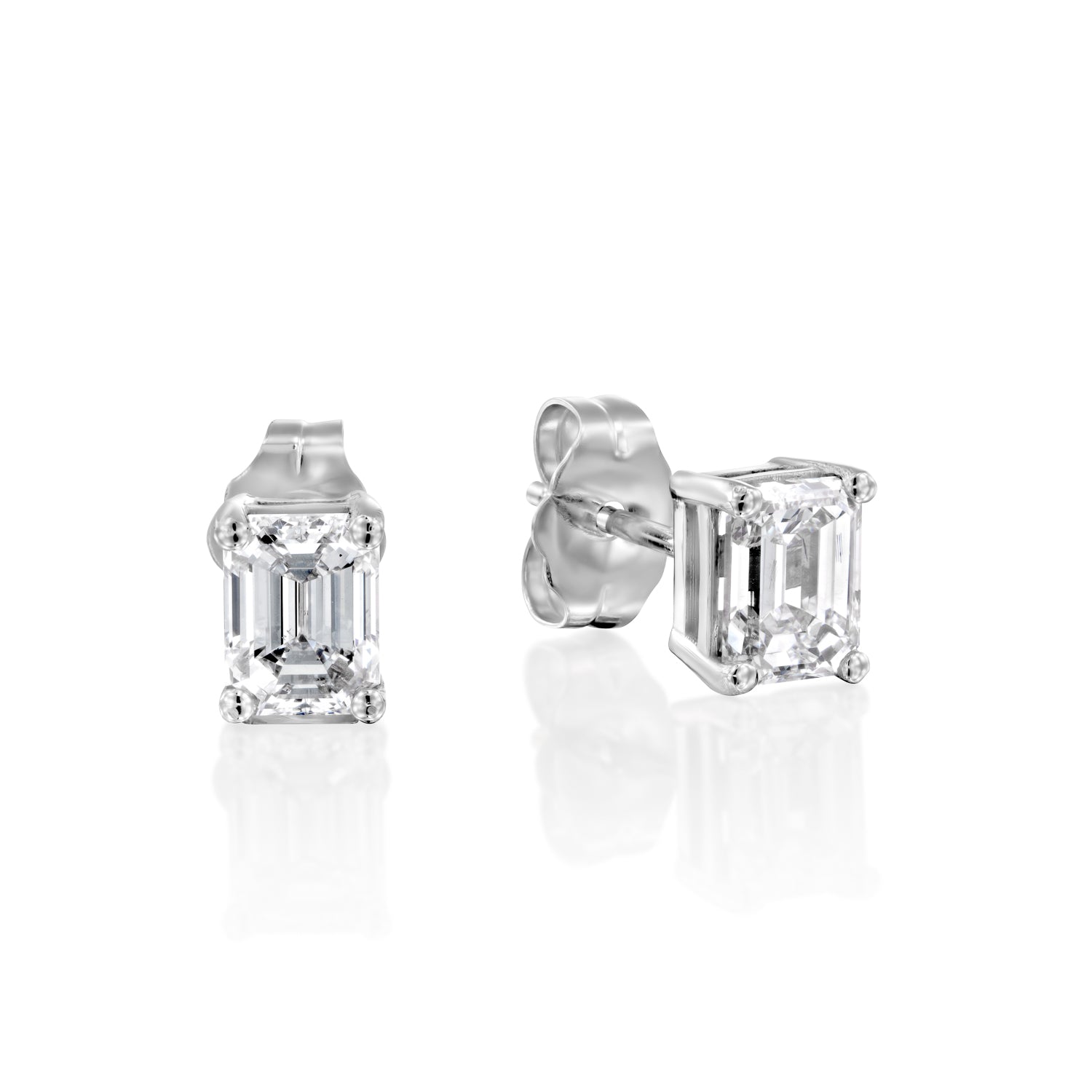 עגילי יהלומי מעבדה בצורת אמרלדים זהב לבן