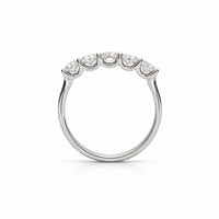 טבעת חמשה יהלומים קשתות זהב לבן