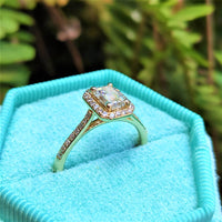 טבעת "אנסטסיה" יהלום אמרלד זהב צהוב