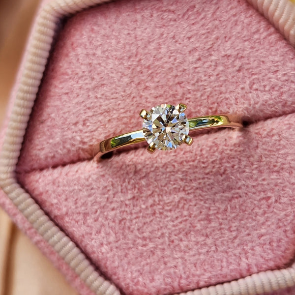 טבעת אירוסין "אנה" סוליטר זהב לבן