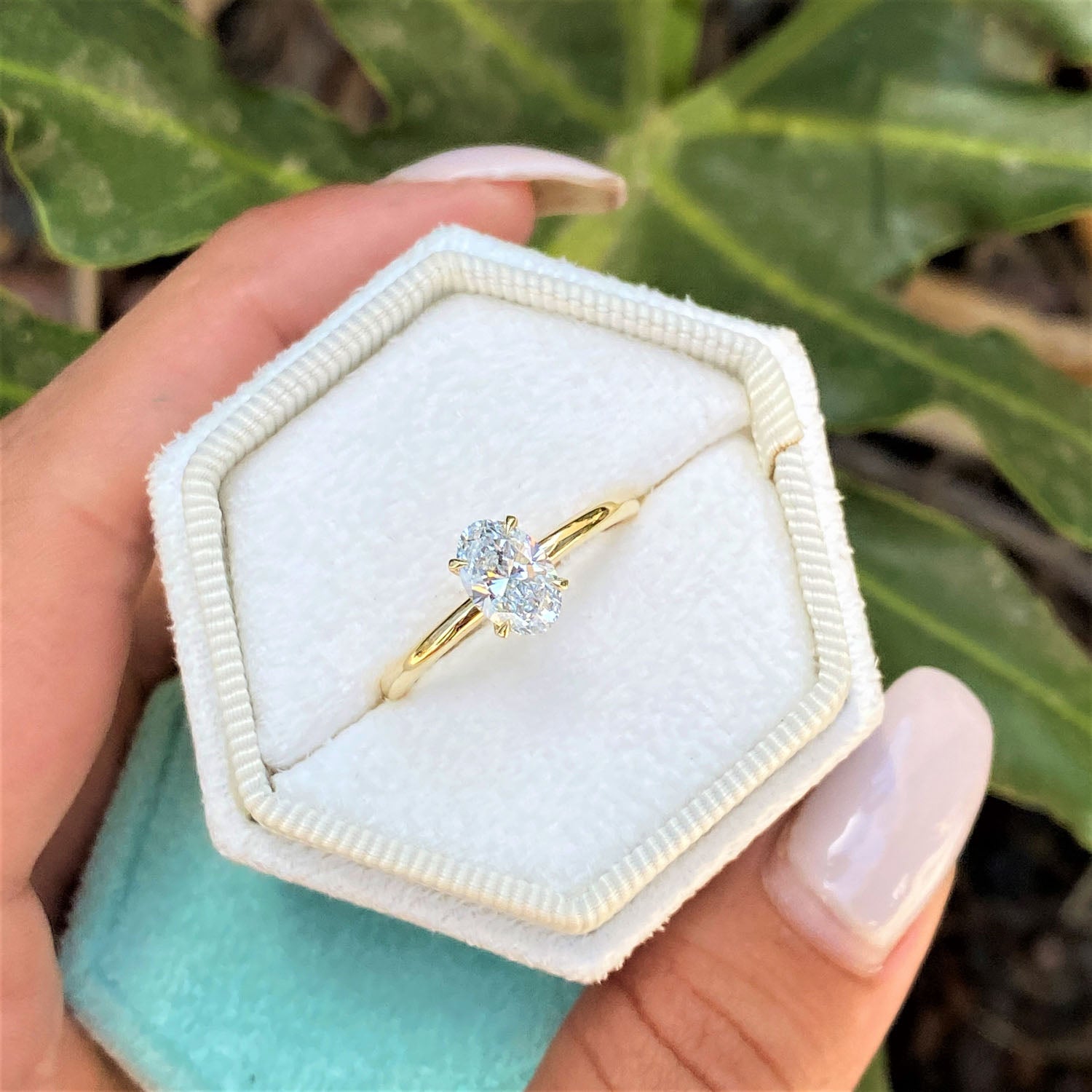 טבעת יהלום אובל "אריאנה" זהב צהוב