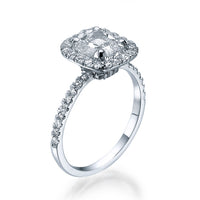 טבעת קושיין מזהב לבן עם יהלום מעבדה יוקרה וניצוץ מושלם