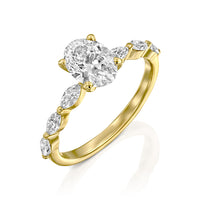 טבעת יהלומי מעבדה זואי משובצת אובל ויהלומי מרקיזה