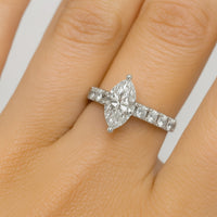 טבעת יהלומים מרקיזה זהב לבן עם יהלומי מעבדה