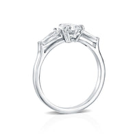 טבעת יהלום מעבדה טיפה ושני טייפרים