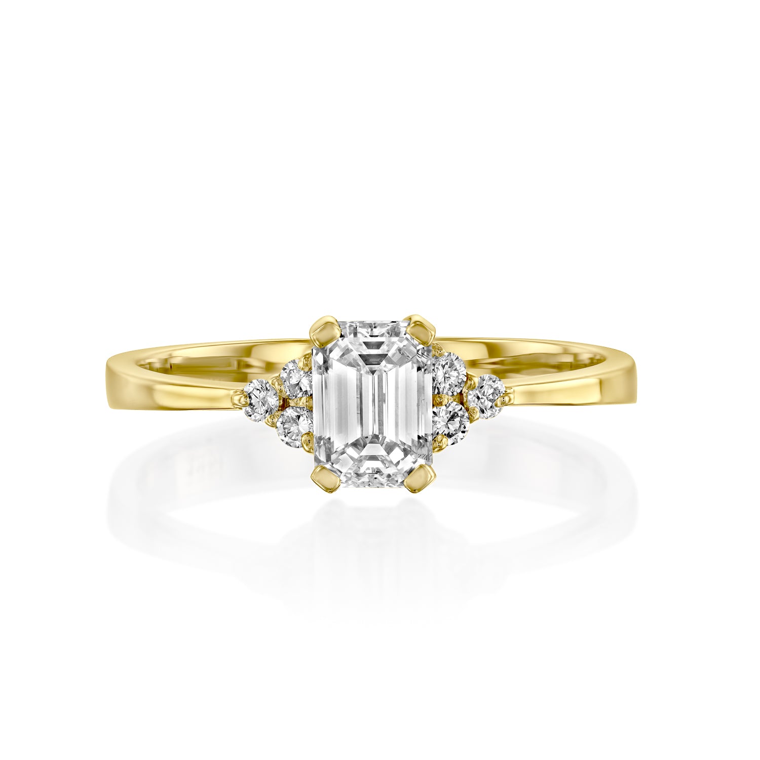 טבעת יהלום מעבדה "נאדין" לאירוסין עם אמרלד מזהב צהוב