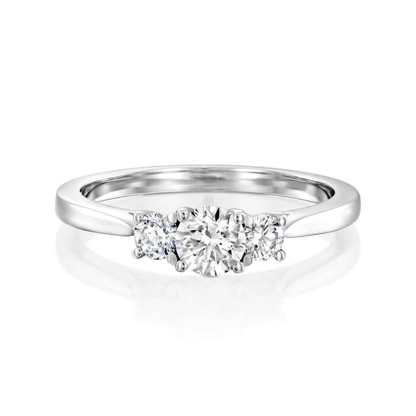 טבעת שלושה יהלומים "בר" זהב לבן