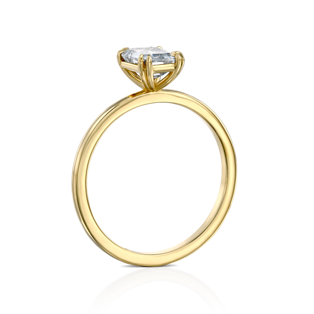 טבעת אירוסין "סוליטר אמרלד" זהב צהוב