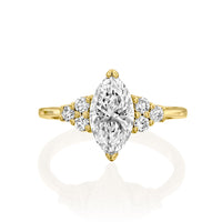 טבעת יהלום מעבדה ריילי מזהב צהוב בשיבוץ יהלומי מרקיזה