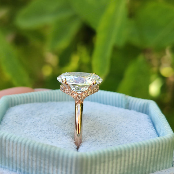 טבעת אירוסין ג'סי משובצת יהלום מעבדה מזהב לבן