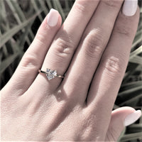 טבעת אירוסין "לב" זהב לבן