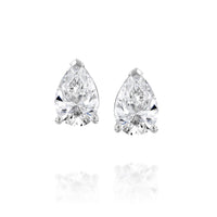 עגילי יהלומים בצורת "טיפה" מזהב לבן