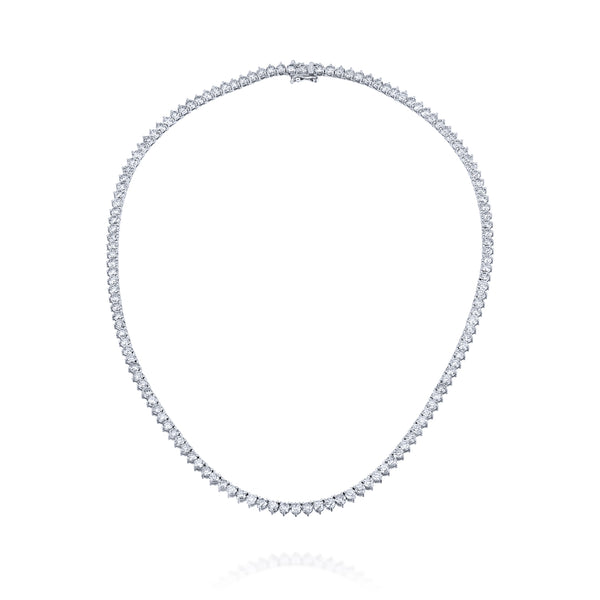 קולייר יהלומים 15 קראט שיבוץ מלא בזהב לבן בעיצוב מפואר
