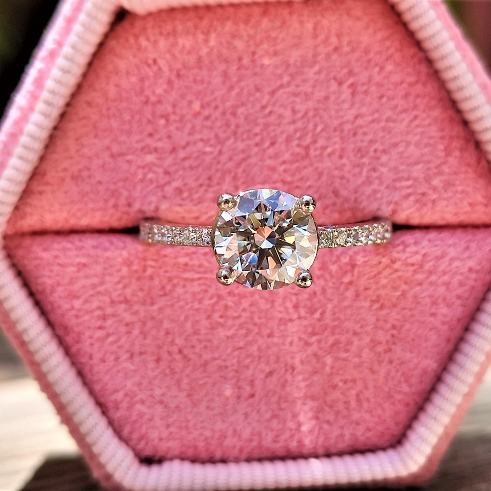 טבעת יהלומים "אלינור" זהב לבן