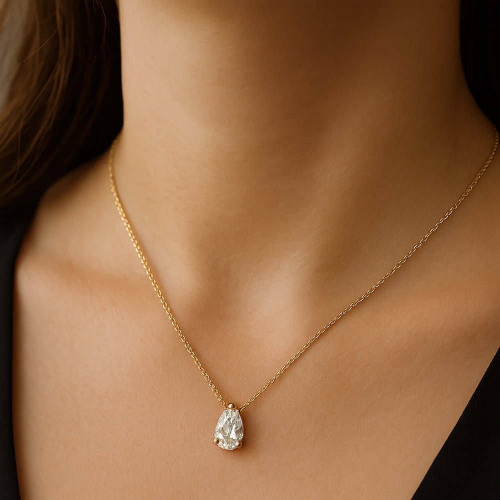 שרשרת יהלום תלוי בעיצוב טיפה בזהב צהוב
