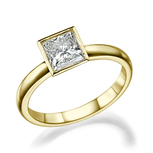 טבעת סוליטר ססיל פרינסס זהב צהוב עם יהלום מעבדה במראה אלגנטי ונוצץ