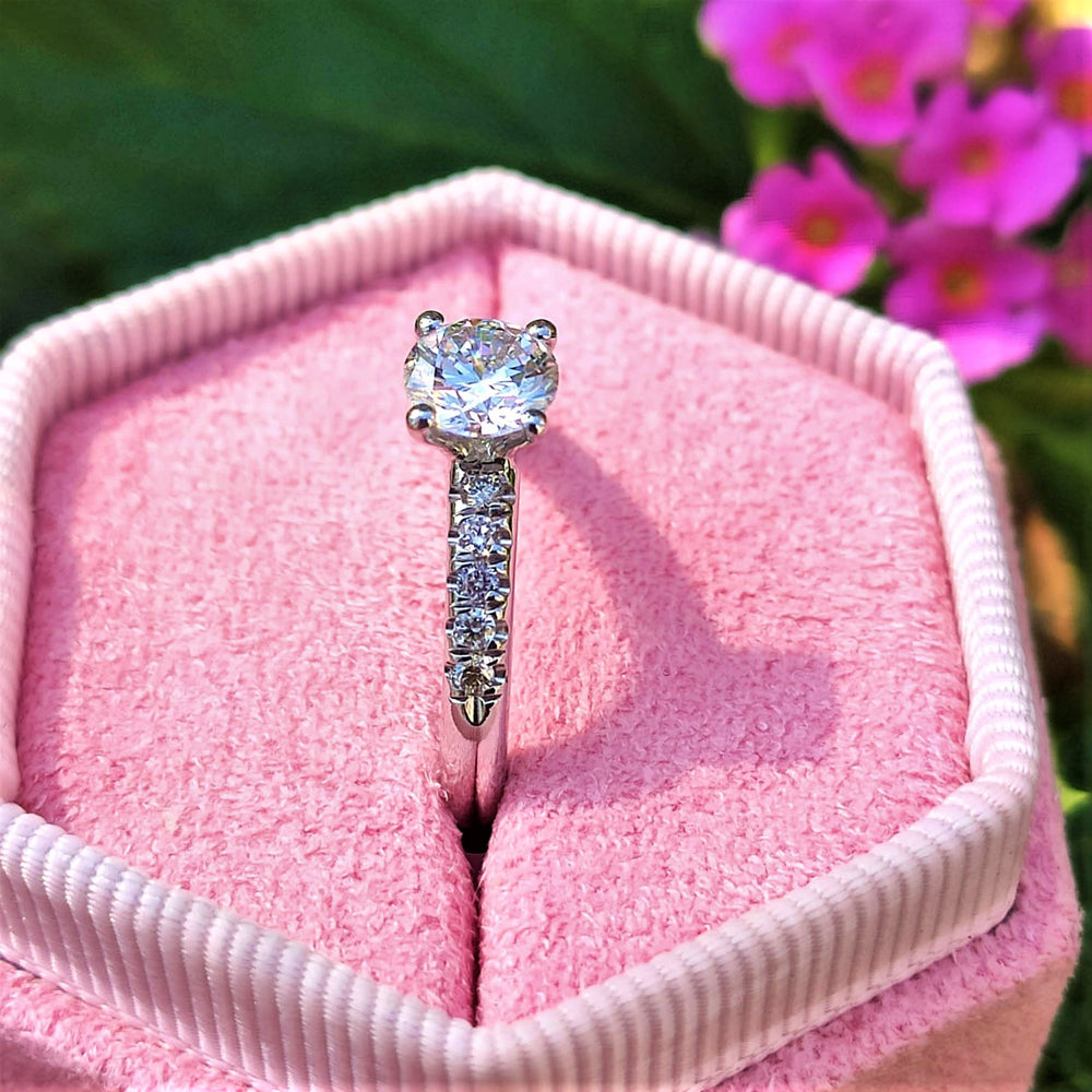 טבעת יהלום "סקיי" זהב לבן