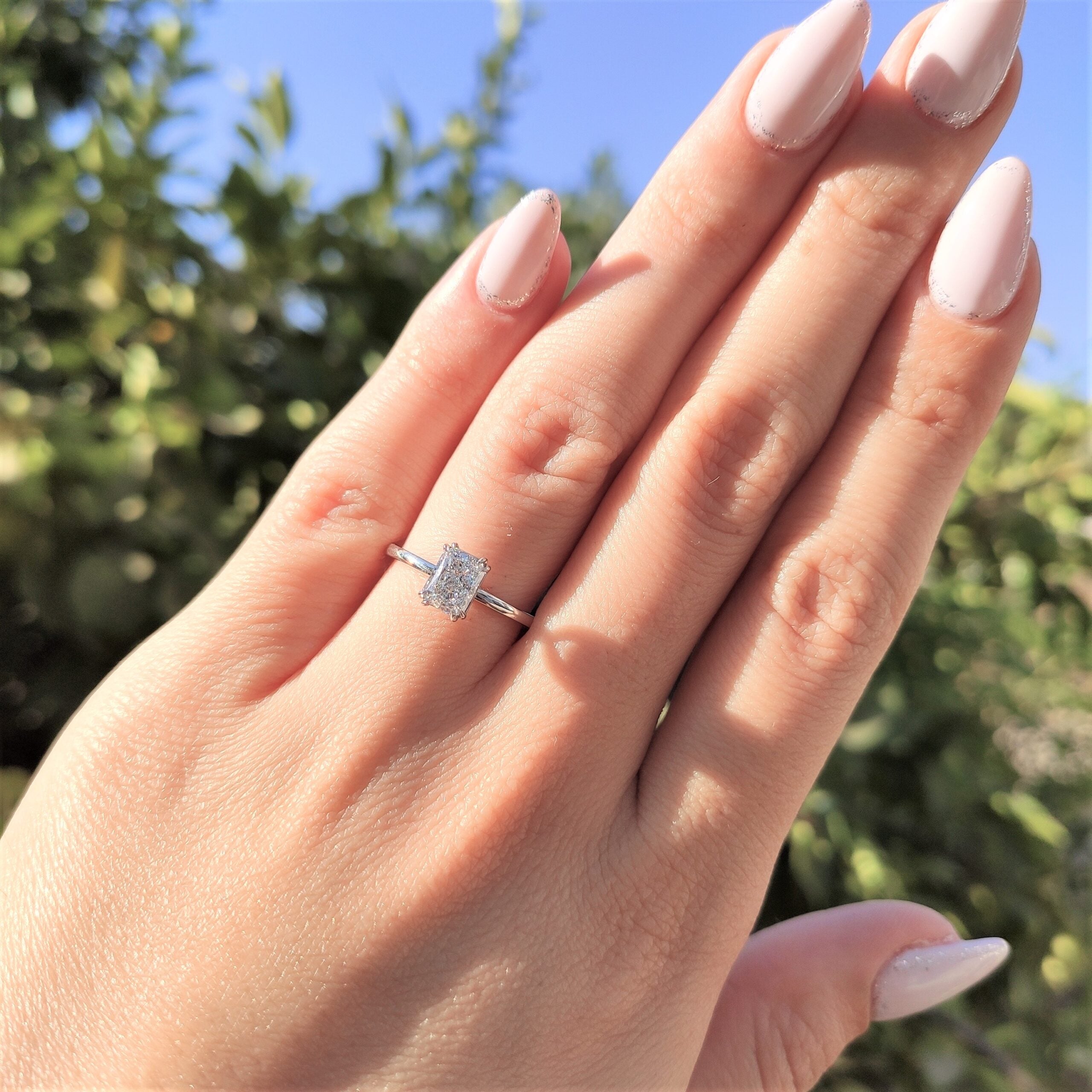 טבעת אירוסין "רדיאנט" זהב לבן