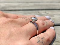 טבעת אירוסין סוליטר "הלן" זהב לבן