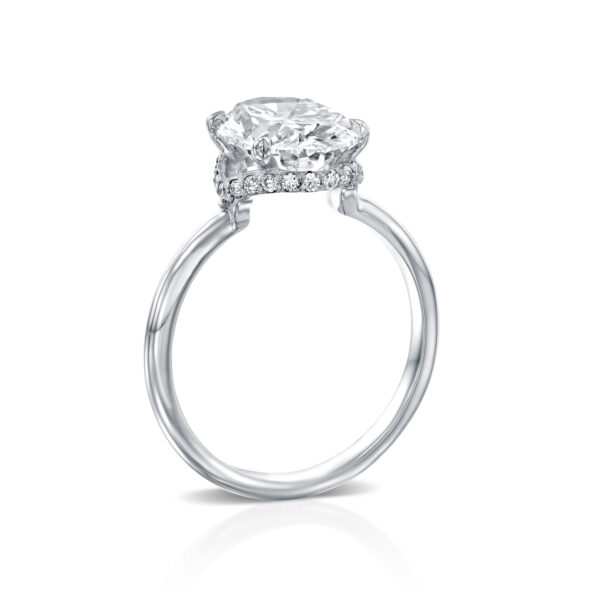 טבעת אירוסין ג'סי משובצת יהלום מעבדה מזהב לבן